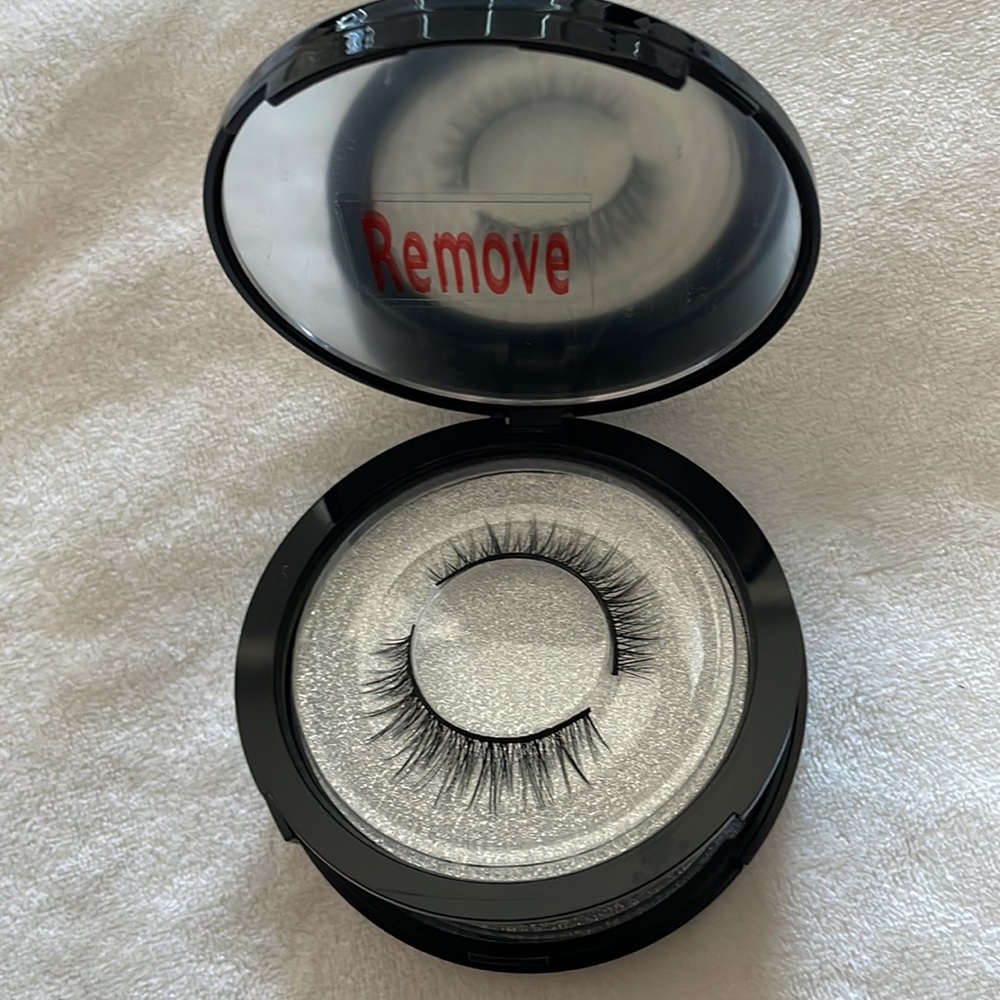 Magnetic lashes Love Kit (2 diff sets of lashes)